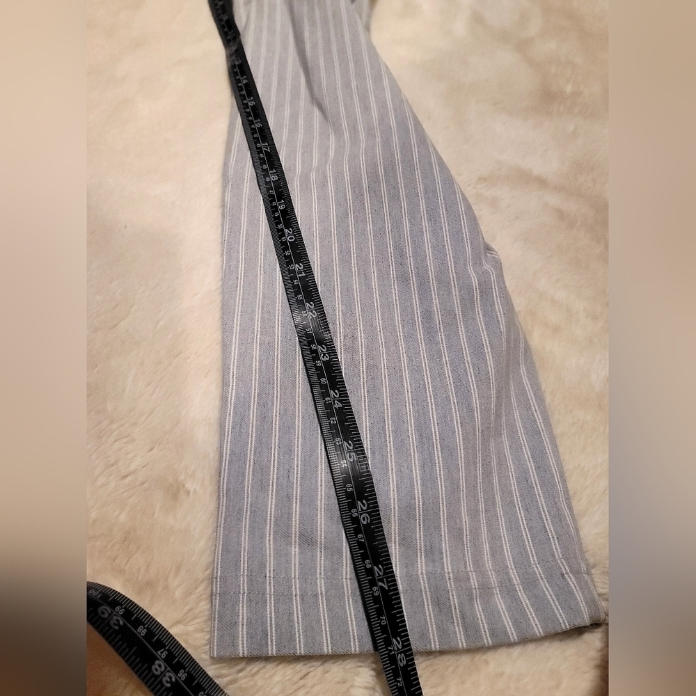 Calvin Klein Cropped Straight Leg Stretchy Pants Sz 10 - Picture 7 of 12